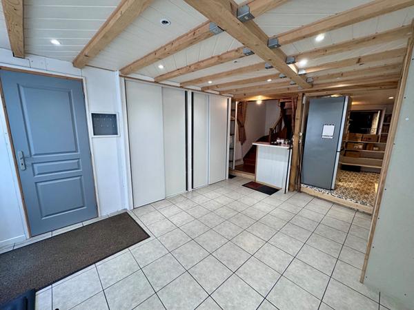 Grande Maison de bourg, 132 m2, 3 chambres, village médiéval