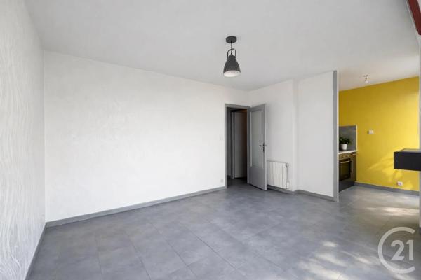 Appartement T1 à vendre  1 pièce - 22,44 m 2   ST HILAIRE DE RIEZ  - 85