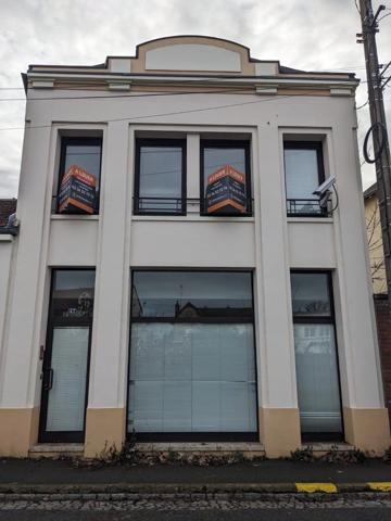 Location Local commercial 7 pièces 207 m2 à Chartres