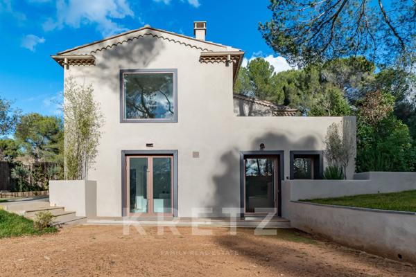 Maison rénovée à 5 mn du centre ville d’Aix-en-Provence, au cœur du très prisé site des Pinchinats