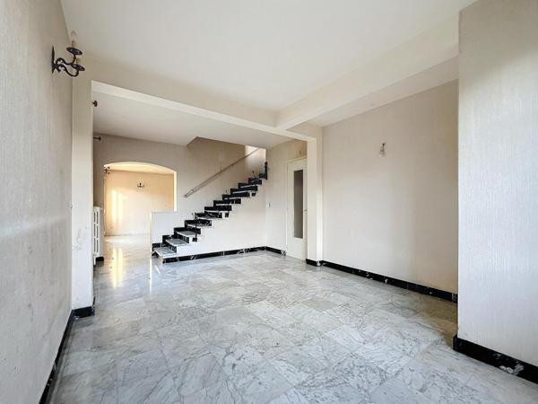 Maison à rénover, gros potentiel, proche centre ville