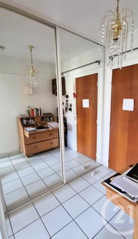 Appartement F5 à vendre  5 pièces - 87,04 m2 ST MAUR DES FOSSES - 94