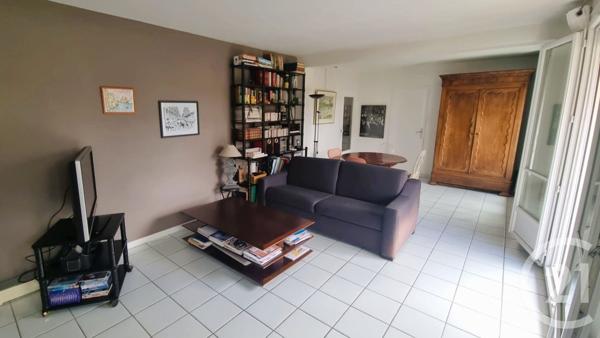 Appartement F5 à vendre  5 pièces - 87,04 m2 ST MAUR DES FOSSES - 94
