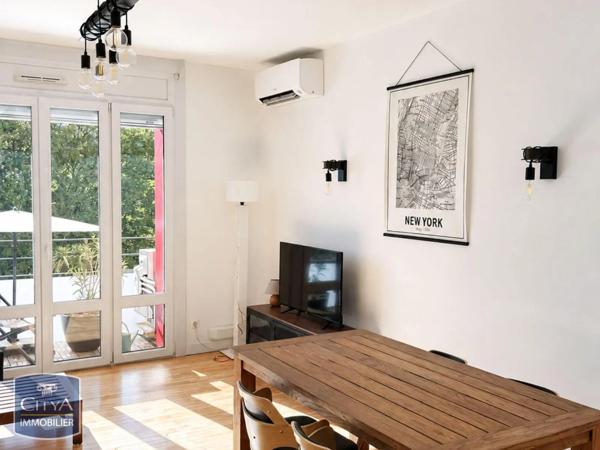 Appartement à louer 3 pièces 77.2m² Grenoble (38100)