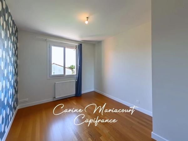 🔥 Maison familiale 4 chambres avec piscine, grand terrain clos et sous-sol complet – Proche Saint-Maixent-l’École 🔥
