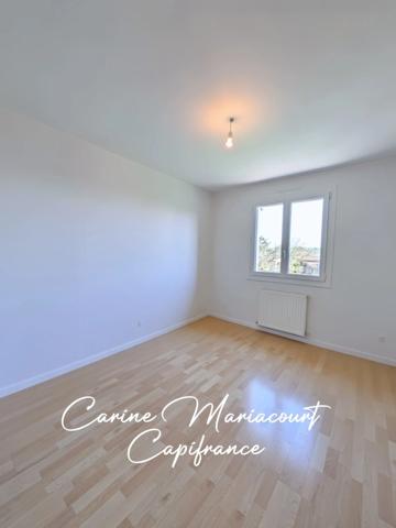 🔥 Maison familiale 4 chambres avec piscine, grand terrain clos et sous-sol complet – Proche Saint-Maixent-l’École 🔥
