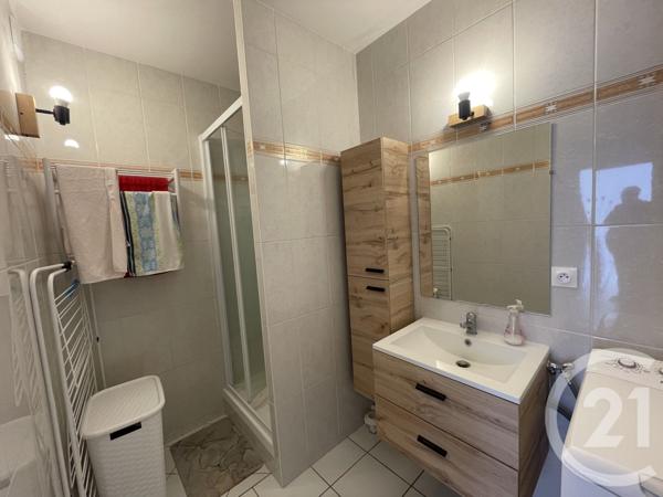 Appartement T3 à vendre  3 pièces - 60,77 m2 ROYAN - 17