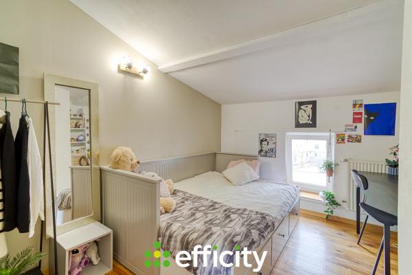 Maison
         5 pièces
        - 110 m² Exclusivité 229 900 € *