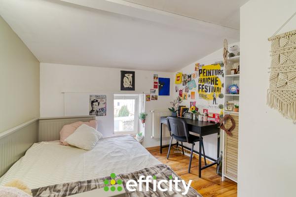 Maison
         5 pièces
        - 110 m² Exclusivité 229 900 € *