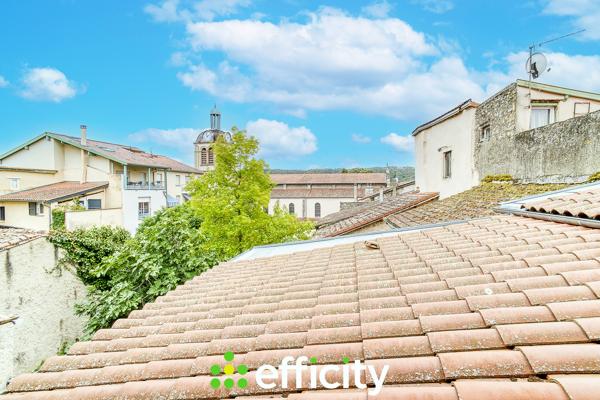 Maison
         5 pièces
        - 110 m² Exclusivité 229 900 € *