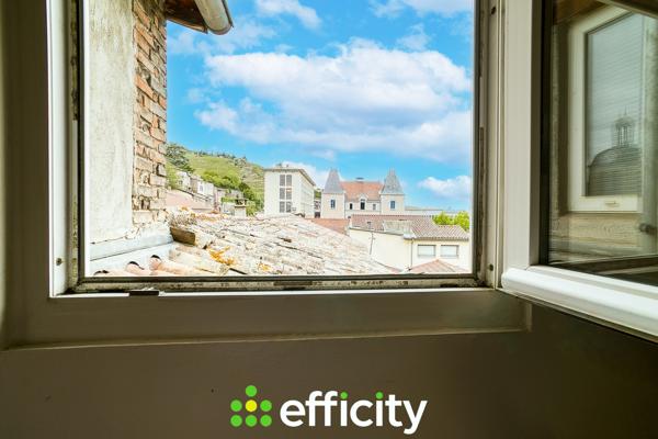 Maison
         5 pièces
        - 110 m² Exclusivité 229 900 € *
