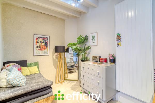 Maison
         5 pièces
        - 110 m² Exclusivité 229 900 € *