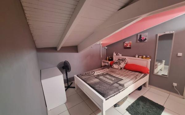 Appartement à louer    2 pièces •  Les Abymes