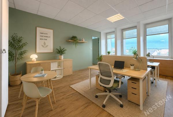 AGEN CENTRE VILLE - Local rénové et lumineux à usage de bureaux de 70 m² .