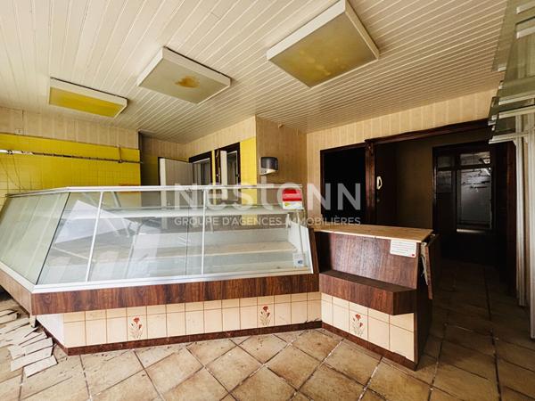 A VENDRE LAGRAULIERE MAISON DE BOURG A RENOVER
