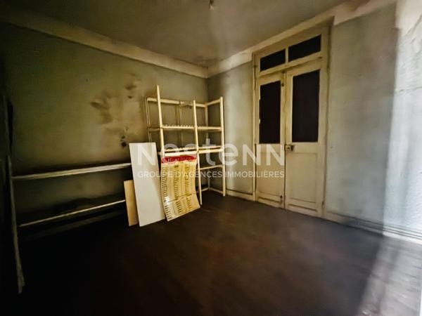 A VENDRE LAGRAULIERE MAISON DE BOURG A RENOVER