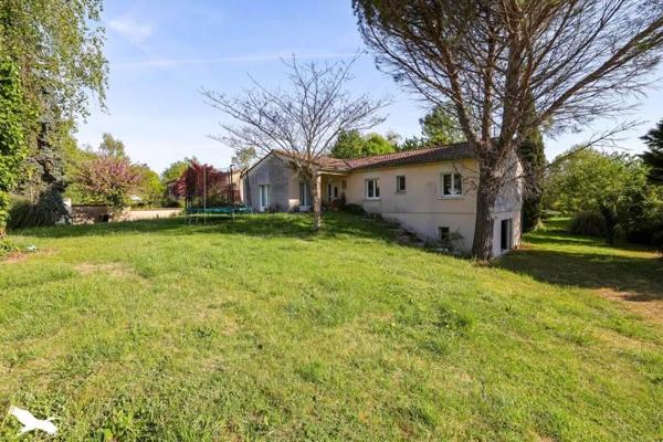 Maison à vendre |  Aigre |  5 pièces | 143 m²