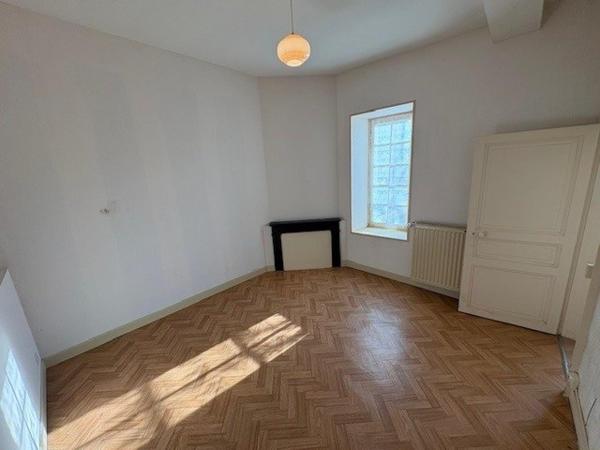 Maison de bourg 100m² Le Tranger