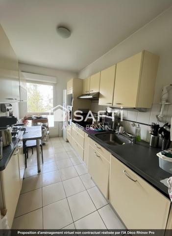 Superbe T4 de 90m² avec deux parkings sécurisés en sous sol et un cellier