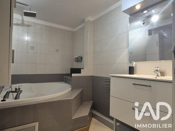 Appartement à vendre 4 pièces 77,6 m² Vizille
