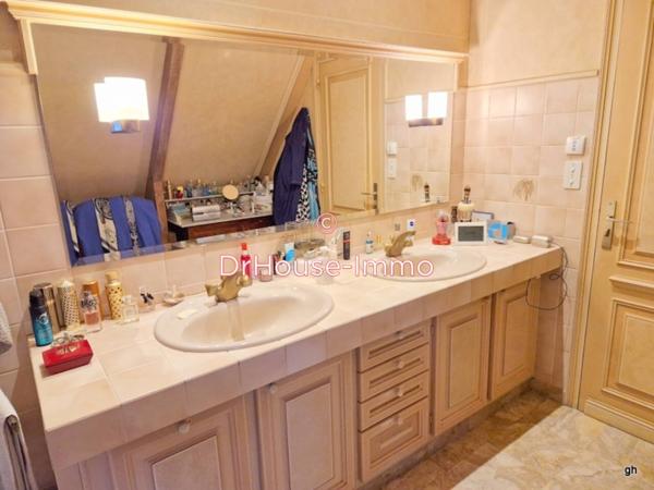 Maison à vendre 6 pièces de 273 m²