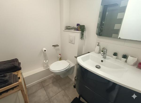 EXCLUSIVITÉ : T2 de Charme à 2 pas de la mer ? L'Agade (83)