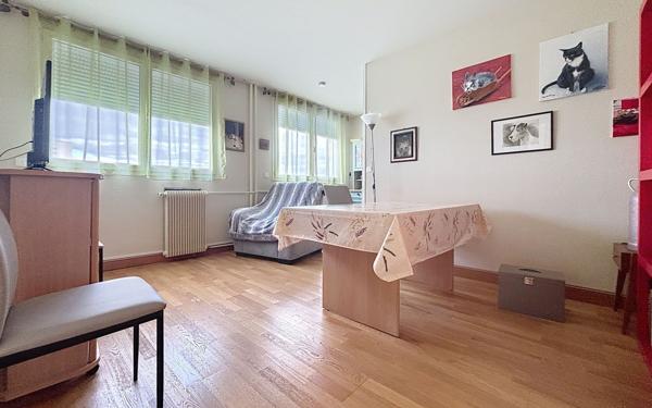 Appartement à vendre    2 pièces •  Tours