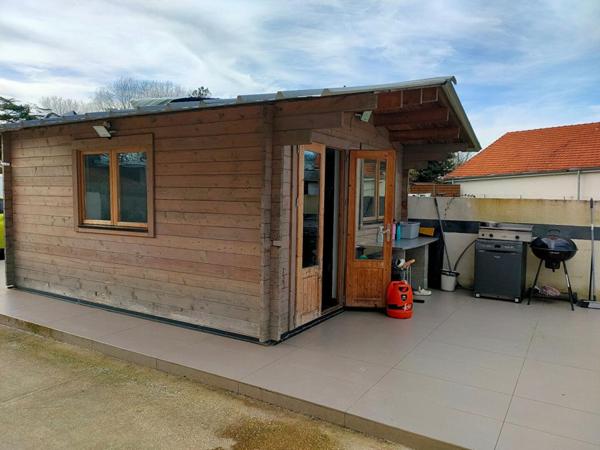 MAISON 224 m² - 7 PIECES - GARAGE ET DEPENDANCES - TERRAIN 3232 m²