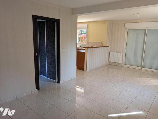 Pavillon sans vis à vis situé en impasse proche commodités