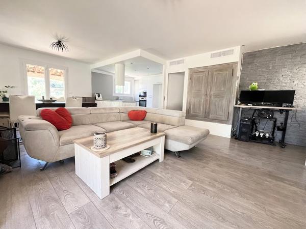 Maison Provençale Carros 4P 83m2 avec 1350m2