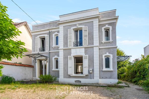 Maison de maître du XIXème sur les bords de Marne à Créteil village