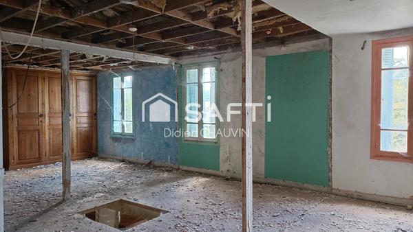 CHARENTAISE A RESTAURER PROCHE AIGREFEUILLE