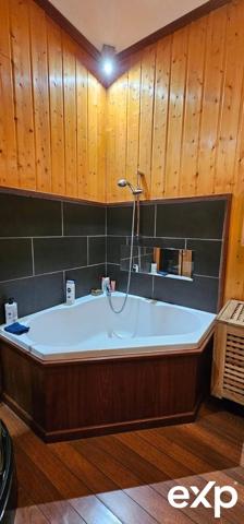 IMMEUBLE/MAISON en pierre 282 m2.