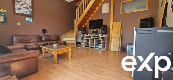 IMMEUBLE/MAISON en pierre 282 m2.