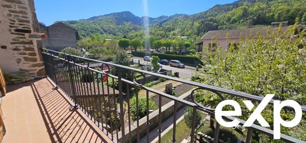 IMMEUBLE/MAISON en pierre 282 m2.