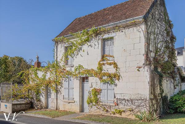 LOCHES CENTRE- BATI HISTORIQUE