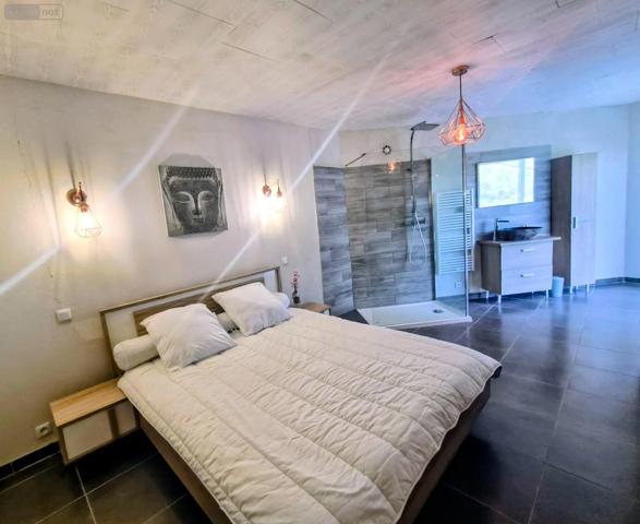 Achat - Maison Le Cannet-des-Maures 83340 8 pièces 200 m 2 3111 m 2