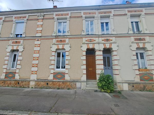 NOUVEAUTÉ MAISON DE VILLE EN CENTRE-VILLE DE LA FLECHE