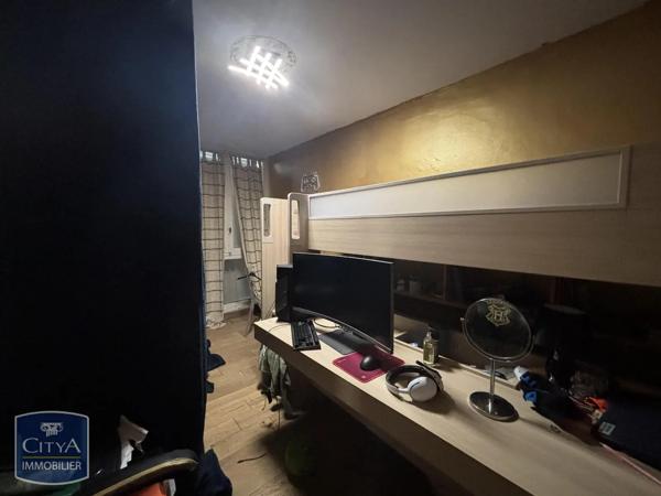 Appartement à louer 5 pièces 84.17m² Martigues (13500)