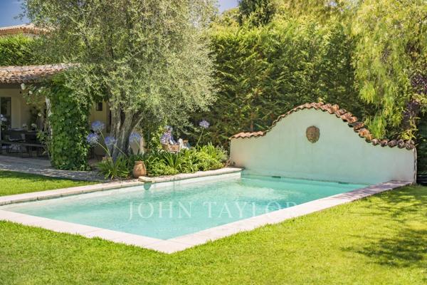 Mas provençal rénové à louer à Mougins - 4 chambres + annexe - Domaine privé