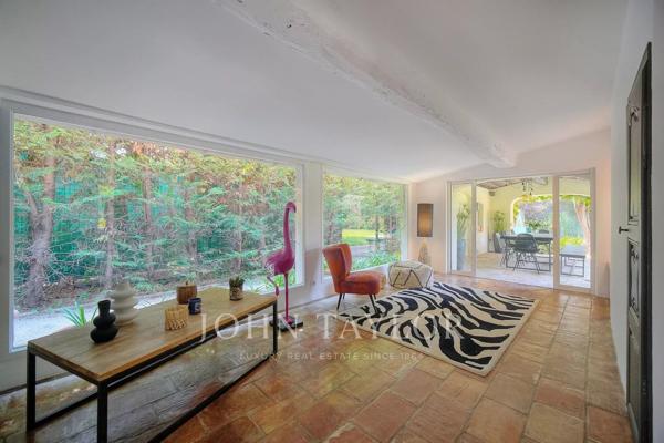 Mas provençal rénové à louer à Mougins - 4 chambres + annexe - Domaine privé