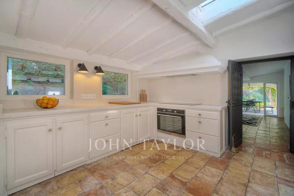Mas provençal rénové à louer à Mougins - 4 chambres + annexe - Domaine privé