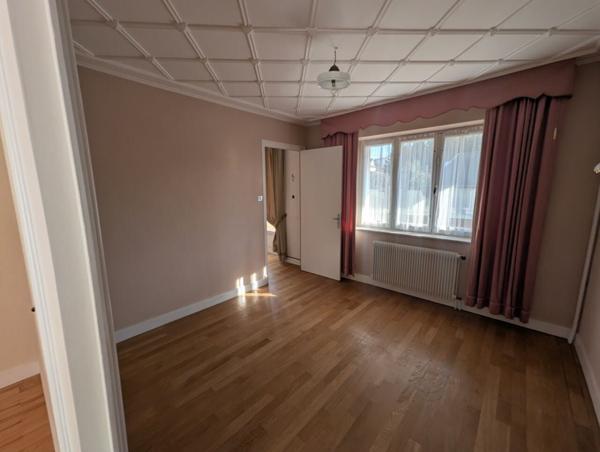 Maison Pierrefontaine Les Varans 8 pièces 168 m2