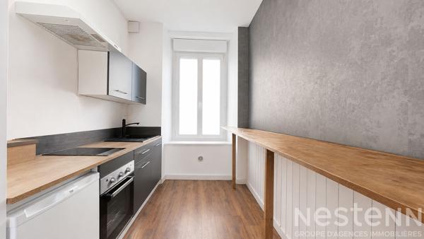 Auray Gare : studio lumineux rénové, idéal premier achat ou investissement