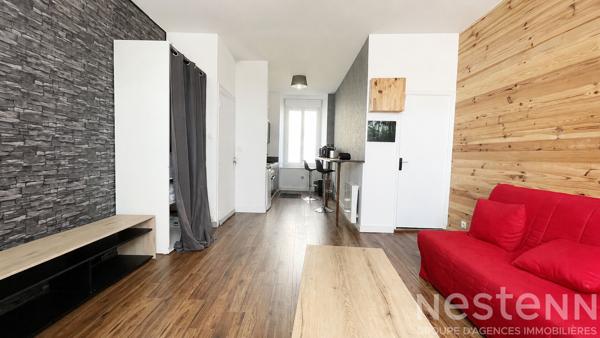 Auray Gare : studio lumineux rénové, idéal premier achat ou investissement