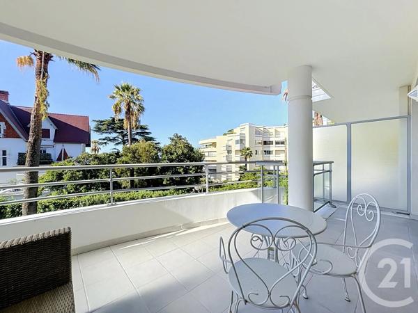 Appartement F2 à vendre  2 pièces - 48 m 2   CANNES  - 06