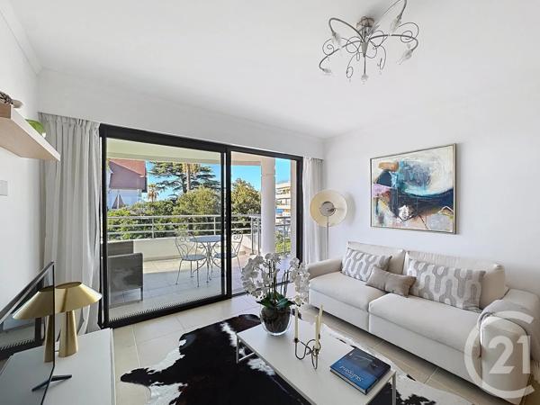 Appartement F2 à vendre  2 pièces - 48 m 2   CANNES  - 06