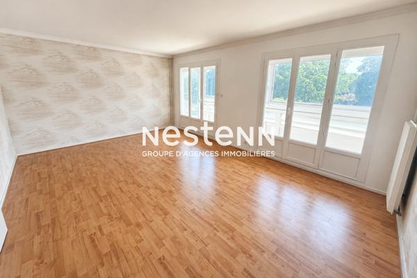 NESTENN#VENISSIEUX#APPARTEMENT#T4€BALCON#CAVE#PARKING COLLECTIF#PROCHES COMMERCES#GARE#TRAMWAY#BUS#AXES ROUTIERS