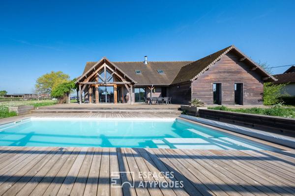 Villa contemporaine en bois et son domaine équestre d’exception