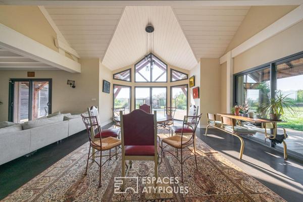 Villa contemporaine en bois et son domaine équestre d’exception